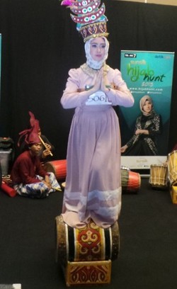 Foto: Ketika Ruang Audisi Sunsilk Hijab Hunt 2015 Diramaikan Tari Toraja