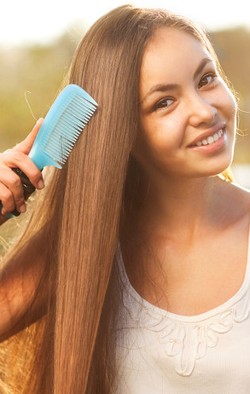 Menyisir Penting untuk Kesehatan Rambut, Ini Alasannya