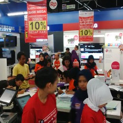 Ada Program Diskon 10%, TV di Carrefour Jadi Incaran