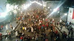 Ribuan Warga Bandung Tumpah Ruah Sambangi CFN di Jalan Asia Afrika
