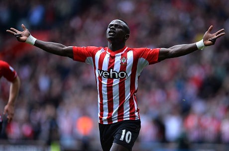 Mane Hat-trick dalam 3 Menit, Southampton Gasak Villa
