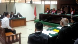 Direktur PT Soegih Interjaya Didakwa Suap Eks Pejabat Pertamina USD 190 Ribu