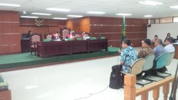 Ketua Tim Teknis Sebut Ada Kekurangan di Bus TransJ 2012