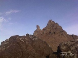 Pelajaran Untuk Traveler dari Pendaki yang Jatuh di Kawah Merapi