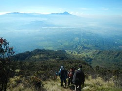 3 Hal Penting yang Harus Diingat Saat Mendaki Gunung