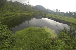 Ternyata Ada Telaga Seindah Ini di Karanganyar