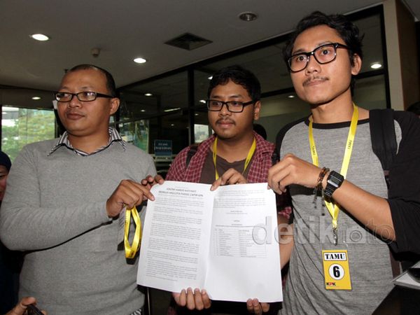 Aktivis Antikorupsi Sambangi KPK