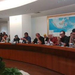 Neraca Perdagangan RI Surplus US$ 454 Juta, Tapi Migas Masih Defisit