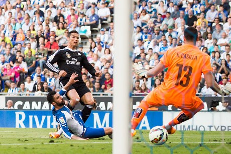 Ronaldo Hat-trick, Madrid Hantam Espanyol 4-1