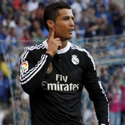 Unggul 4 Gol dari Messi, Ronaldo Menuju Trofi Pichichi?