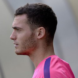 Vermaelen di Barca: 0 Laga, 1 Titel Juara Liga