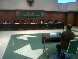 Terkuak! Hakim Herman Pesta Narkoba Bersama Anggota Polisi yang Divonisnya