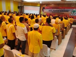 Dihadiri Pengurus DPD I, Begini Suasana Rapimnas Kubu Agung di DPP Golkar