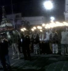 Peringati Harkitnas, Ribuan Warga Yogya Topo Bisu Dari Tugu Menuju Keraton