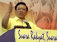 Agung Laksono Buka Rapimnas Golkar