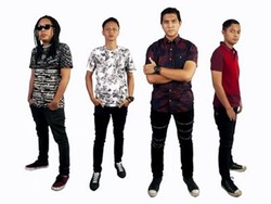 Naff Coba Lebih Bijaksana di Lagu Kenalkan Aku Pada Temanmu