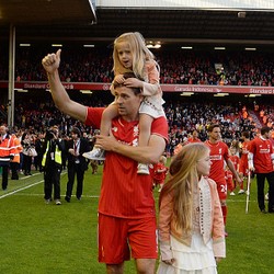 Lupakan Rivalitas, Mata Tunjukkan Respek Kepada Gerrard