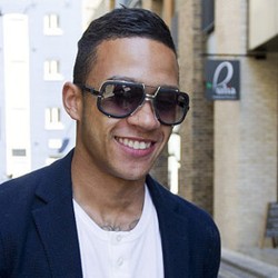 Lulus Tes Medis, Depay Selangkah Menuju Old Trafford