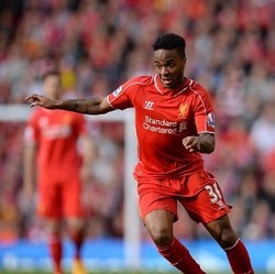Belum Jadi Apa-apa, Sterling Lebih Baik Tetap di Liverpool