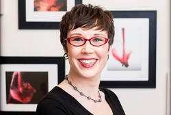 Beauty In Blood, Ketika Darah Menstruasi Dijadikan Karya Seni