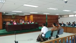 Pemenang Tender Tak Tahu Ada Kekurangan di Proyek, Hakim: Yang Bener?