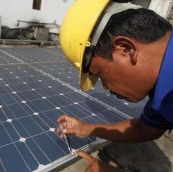 Jual Listrik ke PLN, Solar Cell Bisa Awet Hingga 25 Tahun