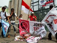 Demo Peringatan Harkitnas di Depan DPR