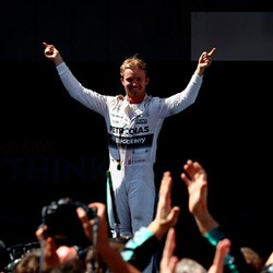 Sudah Dapat Momentum, Rosberg Kian Optimistis Balapan di Rumah Sendiri