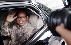 Menteri Nasir Berkomitmen Buru dan Tumpas Seluruh Kampus Bodong