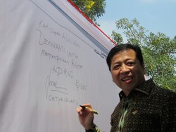 DPR Resmikan Alun-alun Demokrasi