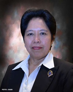 Harkristuti Harkrisnowo: Dicopot Yasonna, Diangkat Jokowi