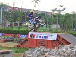 Beli Motor CBU Yamaha Dapat Pelatihan Gratis Riding