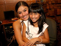 Agnez MO Produseri Penyanyi Cilik Keponakan Sendiri