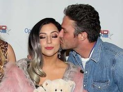 Segera Menikah, Lady Gaga Siapkan 30 Desain Gaun Pengantin dari Desainer Top