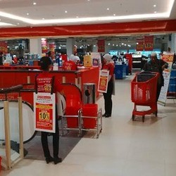 Selain Diskon 10%, Pengguna Kartu Kredit Bank Mega Dapat Layanan Ini di Carrefour