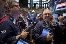The Fed Bikin Wall Street Lesu