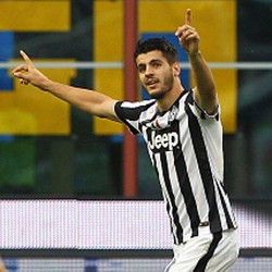 Kisah Morata dan Kacamata Hitam Milik Fans Inter