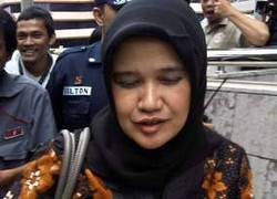 KPK Periksa Artis Cici Tegal untuk Kasus Alkes Siti Fadilah Supari