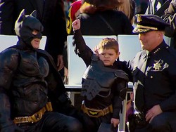 Merinding! Film Ini Wujudkan Bocah Pengidap Kanker Jadi Batman Cilik