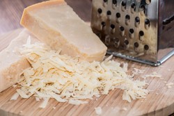 Menyimpan Keju Parmesan Agar Tetap Segar
