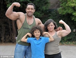 Rob dan Vanda, Pasangan yang Sama-sama Suka Punya Otot Besar