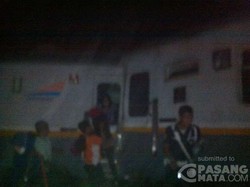 Ini Foto-foto Kecelakaan KA Eksekutif Bangunkarta