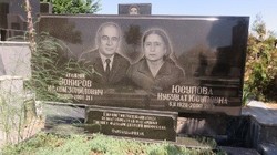 Unik! Di Pemakaman Ini Semua Nisan Ada Fotonya