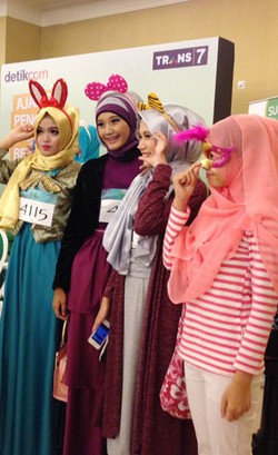 Foto: Kemeriahan Suasana di Lokasi Audisi Sunsilk Hijab Hunt 2015 di Bandung