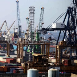 Ongkos Kontainer Jakarta-Padang Lebih Mahal Dari Jakarta-Singapura