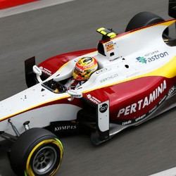 Rio Cuma Finis Posisi ke-16 di Feature Race Monako