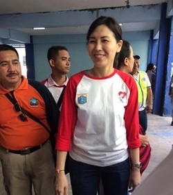Gaya Sigap Veronica Tan Saat Tampung Keluhan Warga