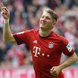 Schweinsteiger Sudah 500 Laga bersama Bayern