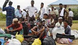 Pemerintah akan Masukkan Yatim Piatu Rohingya ke Pesantren