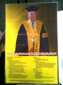 Gelar Rektor University of Berkley Segambreng, ini Kata Menteri Nasir